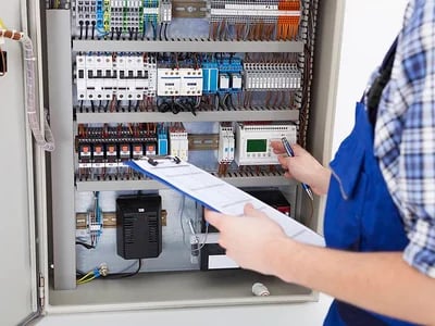 Vorsorge durch die UVV Prüfung im Rahmen der DGUV V3 Prüfung für Ihre elektrischen Systeme