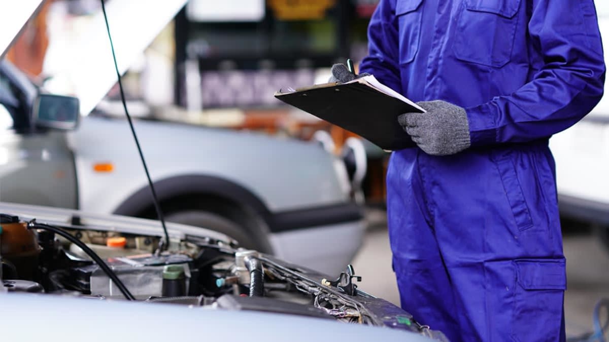 Transparente Bewertung Ihres Fahrzeugs – Motorschaden Ankauf in Köln