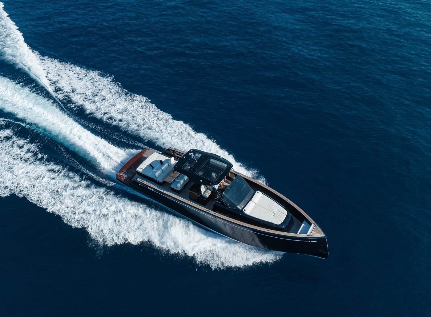 Die Faszination der Ägäis erleben mit Yachtcharter in Griechenland